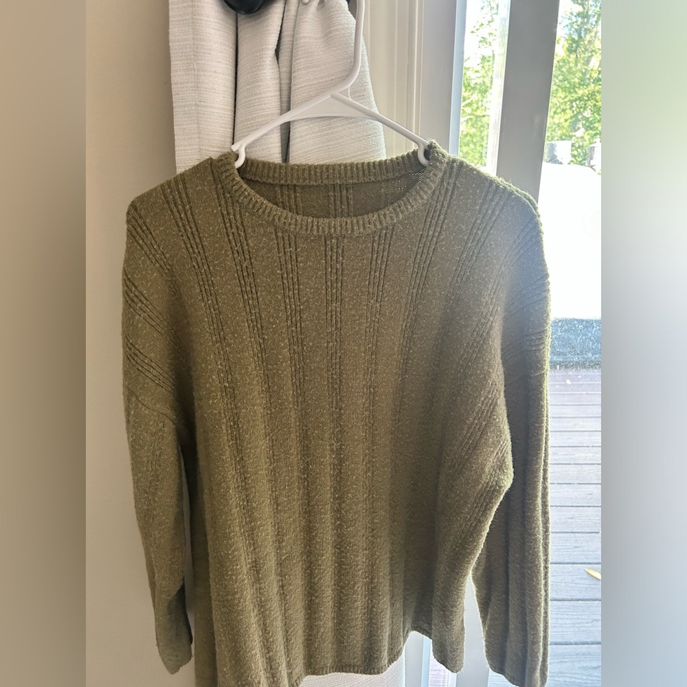 Women’s Sweater